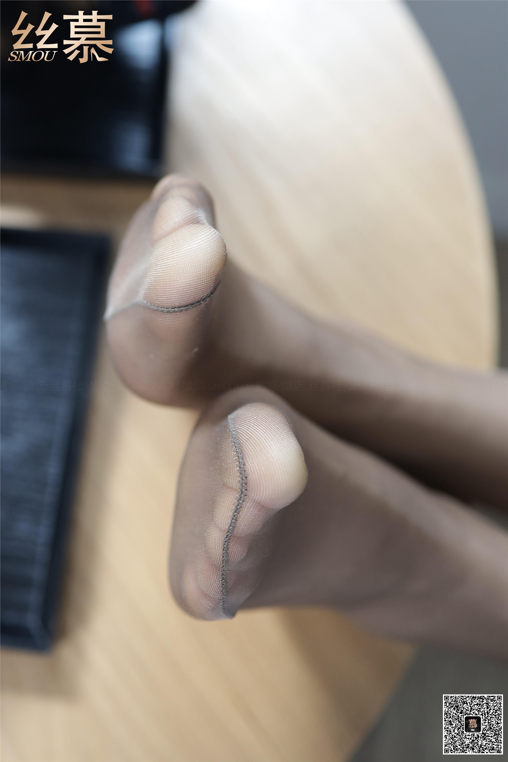 丝慕写真 特写集 TX073 芝芝《白领咖啡丝》